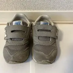 ニューバランス　スニーカー グレー　14cm