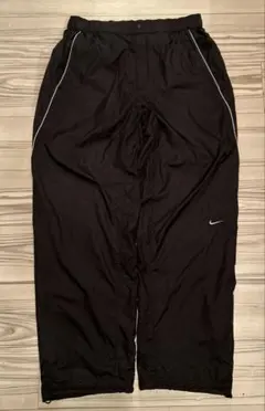 nike ナイロンパンツ