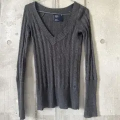 American Eagle Outfitters グレー ニットセーター