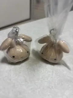 クレヨンしんちゃん　マスコットキャップチャーム　ネネちゃんうさぎ　2点セット