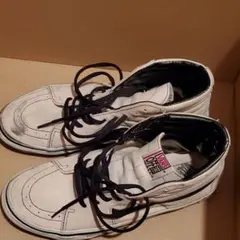 Item thumbnail for item 28444f2a-35a8-4ecb-acbb-ce948359d1f0