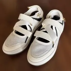 fitfit 24cm ◆3ベルトオープンスニーカー （ホワイト）