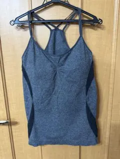 グレー クロスストラップ ヨガタンクトップ