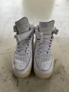 NIKE エアフォース1 MID ホワイト