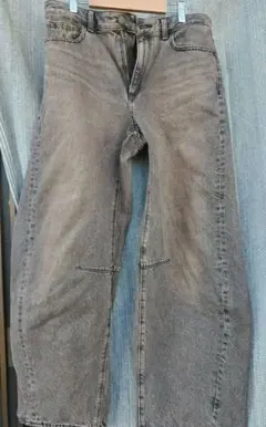 GUブラウン バレルレッグデニムパンツ