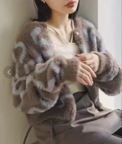 Kastane グラフィティニットカーディガン ブラウン・ブルーカーディガン