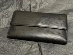 LOUIS VUITTON エピ 三つ折り長財布 ブラック M63382