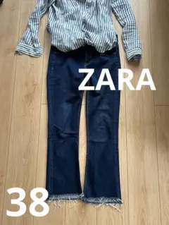 ZARAストレッチクロップドデニムのサムネイル