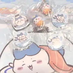 ちいかわ くら寿司 ハチワレ フィギュア 缶バッジ マグネット クリアファイル