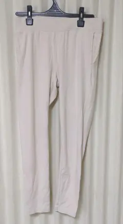 セール【UNIQLO/ユニクロ】ウルトラ ストレッチ リブ レギンス パンツ　Lのサムネイル
