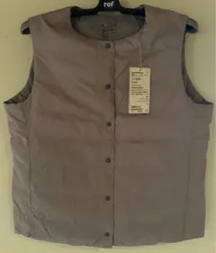 MUJI 婦人　軽量ダウンノーカラーベスト　ライトベージュ 帯電防止裏地