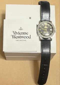 【非常に貴重な一品】Vivienne Westwood 腕時計 海外モデルのサムネイル