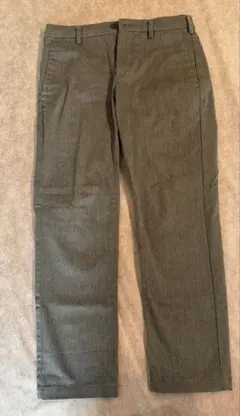 ユニクロ グレー チノパン ウエスト73cm 股下66cm