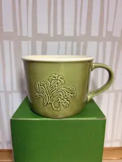 DAYLILYオリーブグリーン マグカップ　台湾ティープロテイン