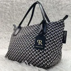 Item thumbnail for item d0c5f2fe-6b25-45cb-9780-ba2601151e5e