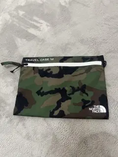 ノースフェイス　THE NORTH FACE トラベルケース M 迷彩