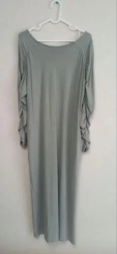 美品☆シュガースプーン　ワンピース　くすみ　グリーン