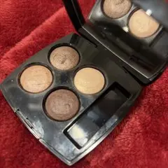 CHANEL レキャトルオンブル 226 TISSE RIVOLI