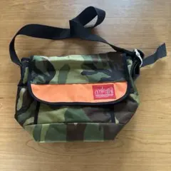 Manhattan portage迷彩柄メッセンジャーバッグ