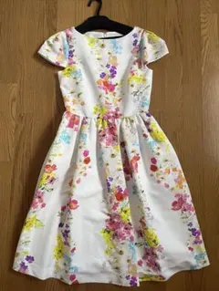 最終値下げ‼️Chesty 花柄ワンピース　新品未使用　タグ付き