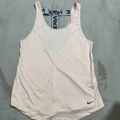 Nike タンクトップ ピンクのサムネイル