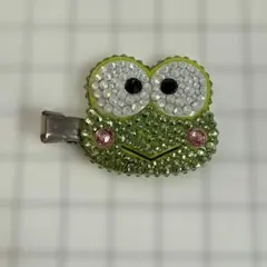 スワロフスキー前髪クリップ　けろけろケロッピ