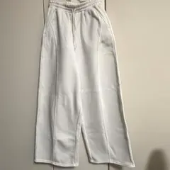ホワイト スウェットパンツ