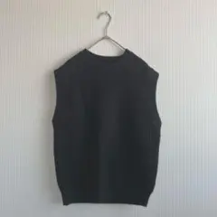 ZARA ザラ ベスト ニット 黒 ブラック ノースリーブ 暖か トップス