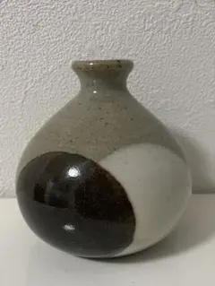 出西窯　花器のサムネイル
