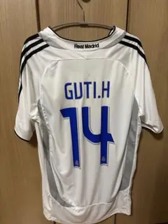 グティ ユニフォーム