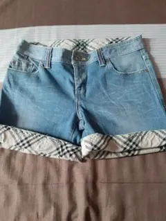 ❤︎バーバリーブルーレーベル❤︎ デニム ショートパンツ刺繍ロゴ23