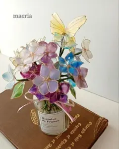 アメリカンディップフラワー　花と蝶のアレンジメント
