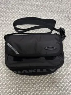 Item thumbnail for item f69233c7-5db0-42ba-a424-652e6ff3cffc