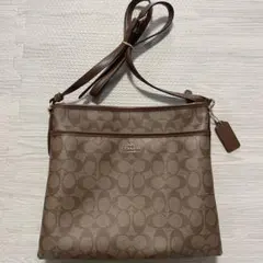 COACH シグネチャー ショルダーバッグ ショップ袋付き 今日限定7千→6 