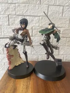 進撃の巨人　立体機動スペシャルフィギュア　ミカサ　プレミアムフィギュア　リヴァイ