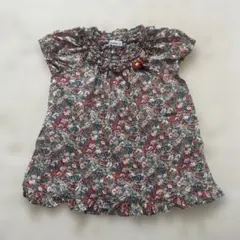 ファミリア　familiar リバティ花柄フリルブラウス 120