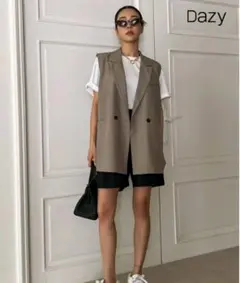 Dazy ベージュ ダブルボタンベスト　L