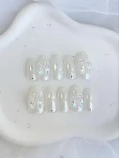 67. 韓国ネイルチップ　オーロラホワイト　ハートドット　リボンネイルチップ