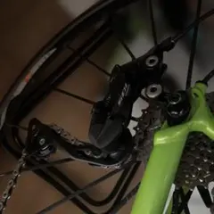 SHIMANO 105 リアディレイラー r7000 11速のサムネイル