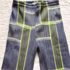 PLEATS PLEASE ISSEY MIYAKE キュロットパンツ PLEATS PLEASE ISSEY MIYAKE キュロットパンツ - メルカリ