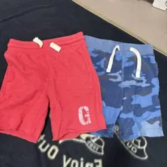赤と青の迷彩柄ハーフパンツ2枚セット　GAP