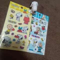 PEANUTS スヌーピー フィギュア、ステッカー 2シート
