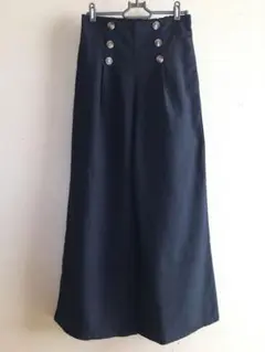 スカンツ ワイドパンツ