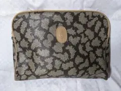 Item thumbnail for item 7241870f-a842-4e27-ba66-ef3a708958e7