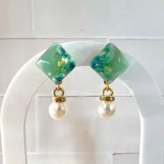 ハンドメイド フラワーデザインピアス