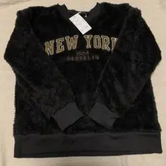 新品　ロゴ入りトレーナー