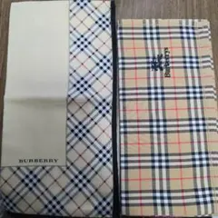 Burberry チェック柄 ハンカチ 2点セット