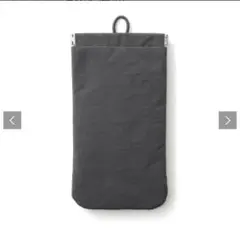 無印良品❣️リンクルナイロン片手で開くフラットポーチダークグレー縦型ケース