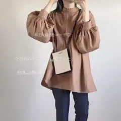 cft. バックオープン ボリューム袖 ブラウス
