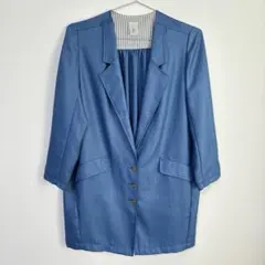 Item thumbnail for item 148d7469-eab4-477f-b131-8f5a74240851